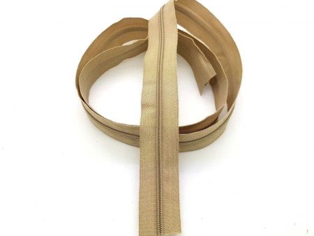 Dilotex Beigh Nylon Zipper Chain